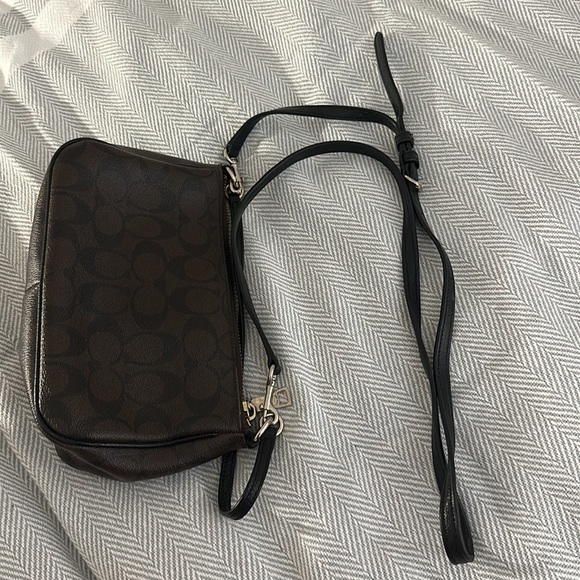 Coach Monogram Crossbody/Shoulder Bag - Picture 11 of 14